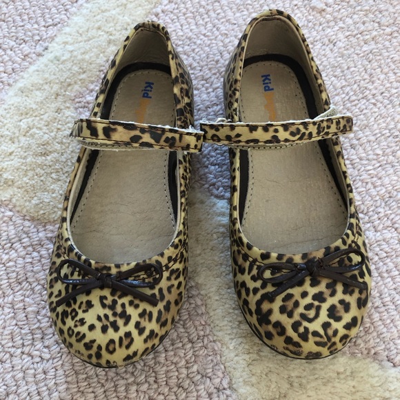 kidExpress Other - KidExpress leopard dress Mary Jane. 26 (9.5)